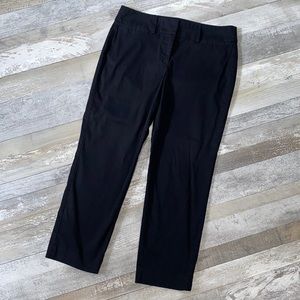 Women's Ann Taylor Black Cropped Ankle Pants - 6